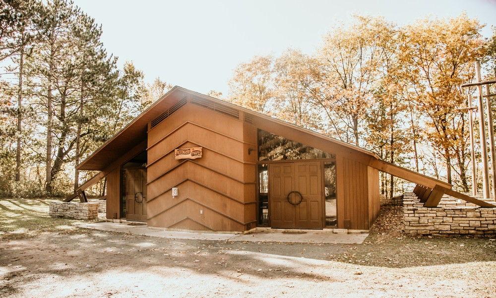 The Wedding Website of Darla Smith and Christian Olson