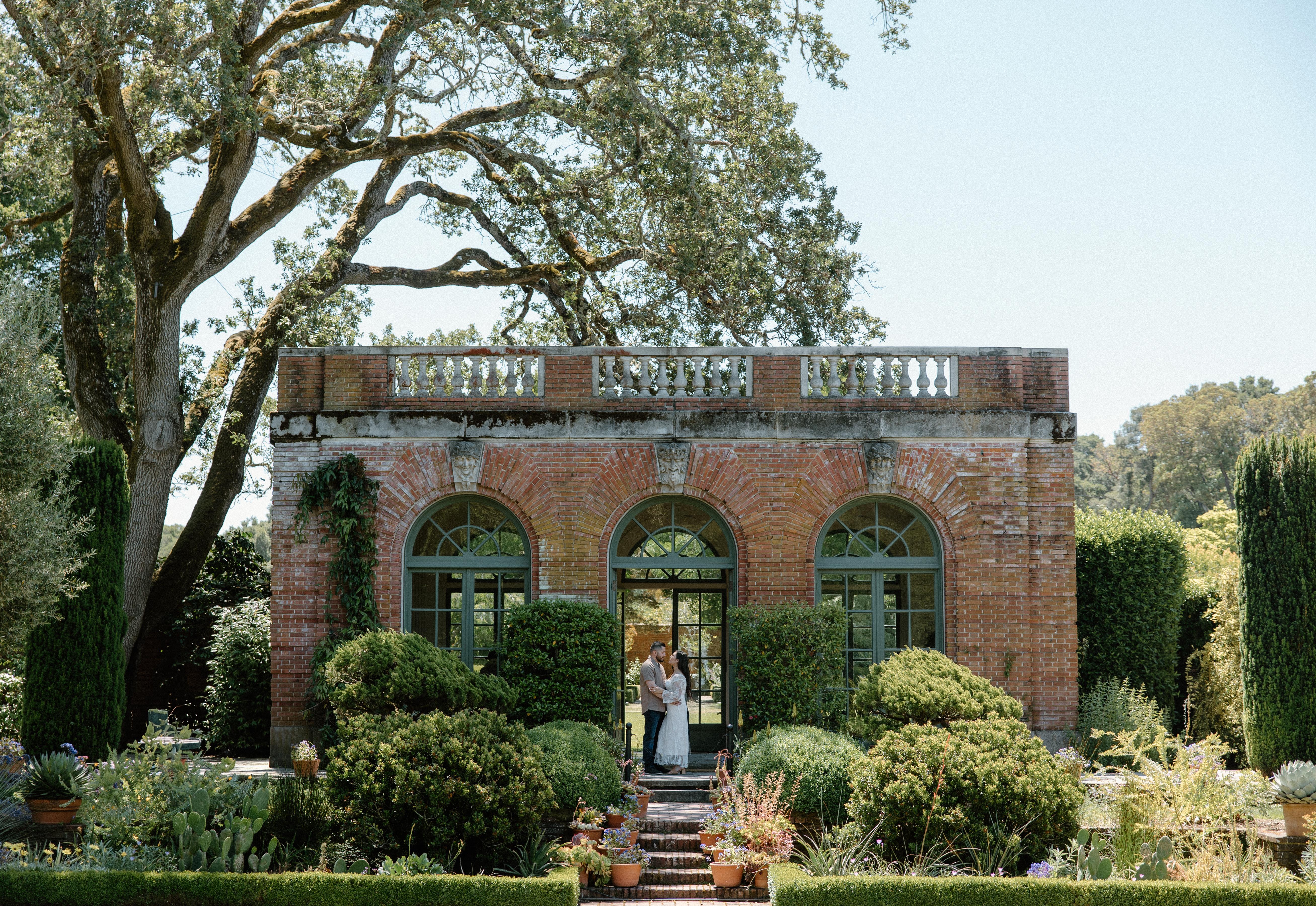 The Wedding Website of Lauray Gutierrez and Jay Garcia
