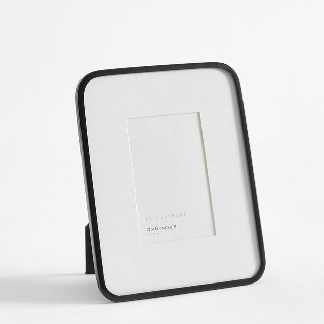 Radius Frame 4"x6" Black
