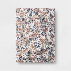 King Printed Performance 400 Thread Count Sheet Set Ditsy Floral - Threshold™: Cotton Sateen, Includes 2 Pillowcases & Fitted Sheet