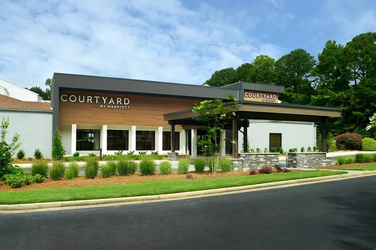The Wedding Website of Natalie McDonald and Zachary Washburn
