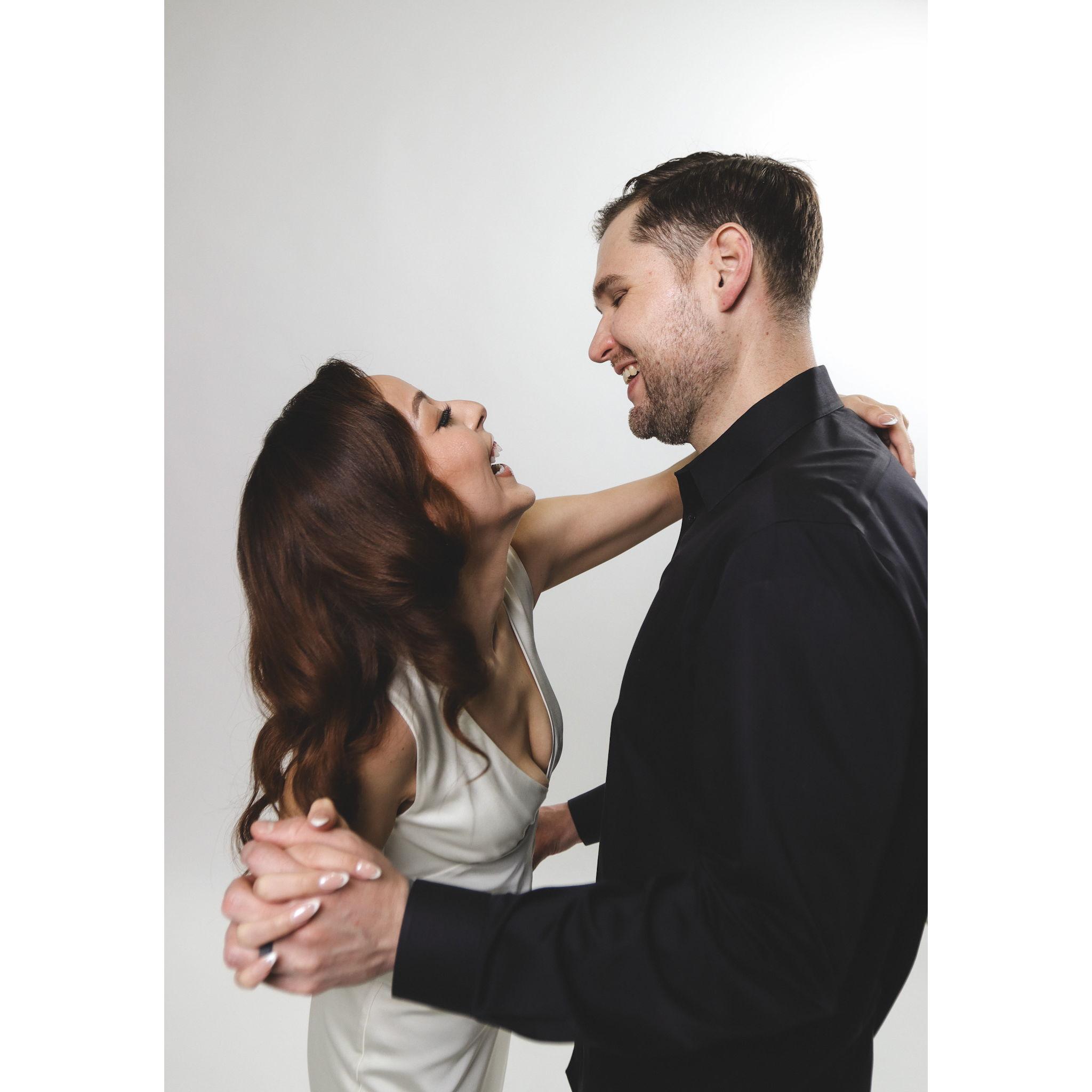 One of many engagement photos!!