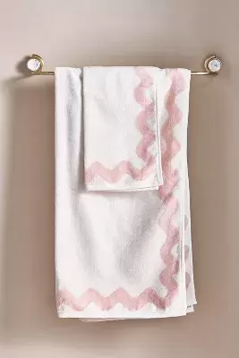 Maeve Scalloped Bath Towel Collection
