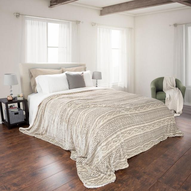 Flannel & Sherpa Blanket (King)Gray & Beige - Yorkshire Home