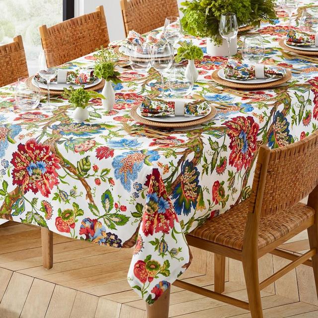 Nashville Floral Tablecloth, 70" X 108", Floral