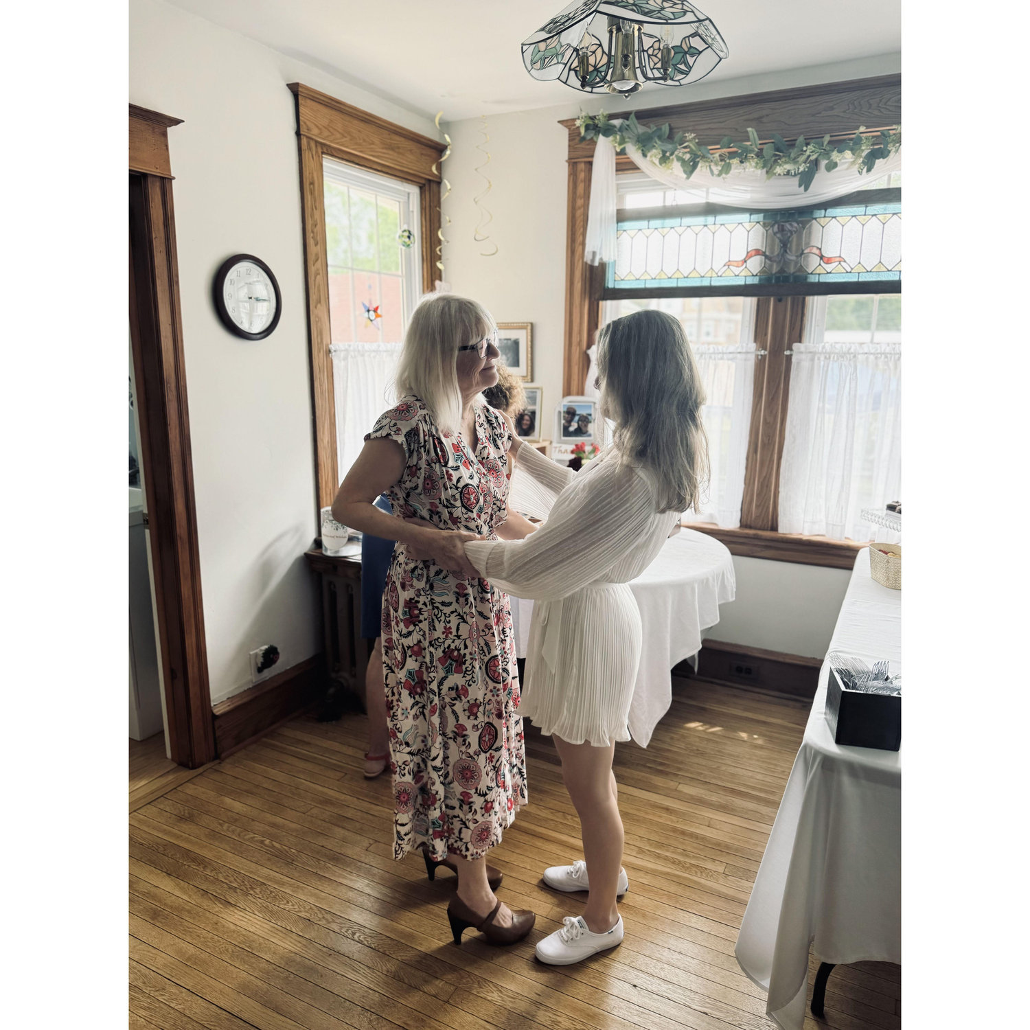 Zoe and Merry sharing a moment of gratitude💞