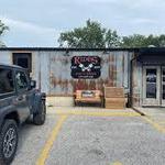 Rides Bar & Grill