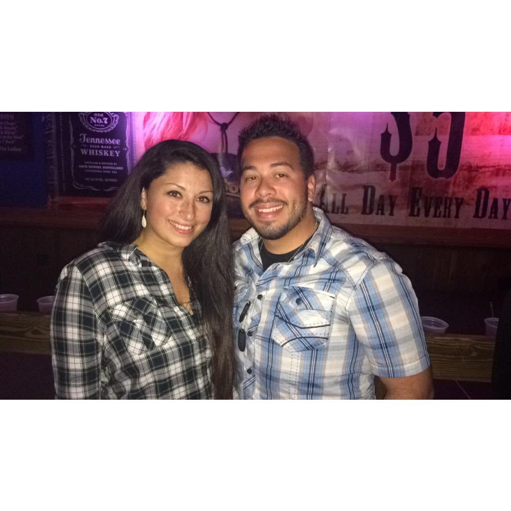 Early days of dating Caroline and David who happen to love country music, went out to the Orlando Country music bar to go line dancing