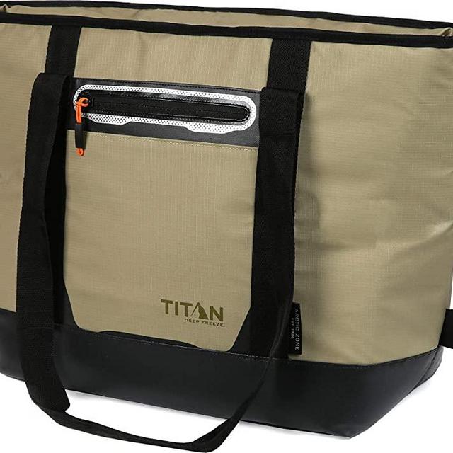 Arctic Zone Titan Deep Freeze 30 Can Tote
