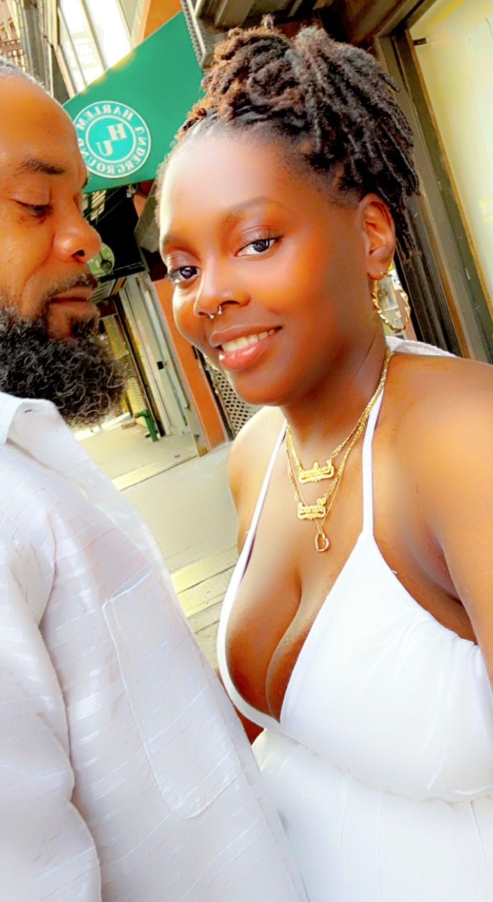 The Wedding Website of Genea Caines and Eric Battle