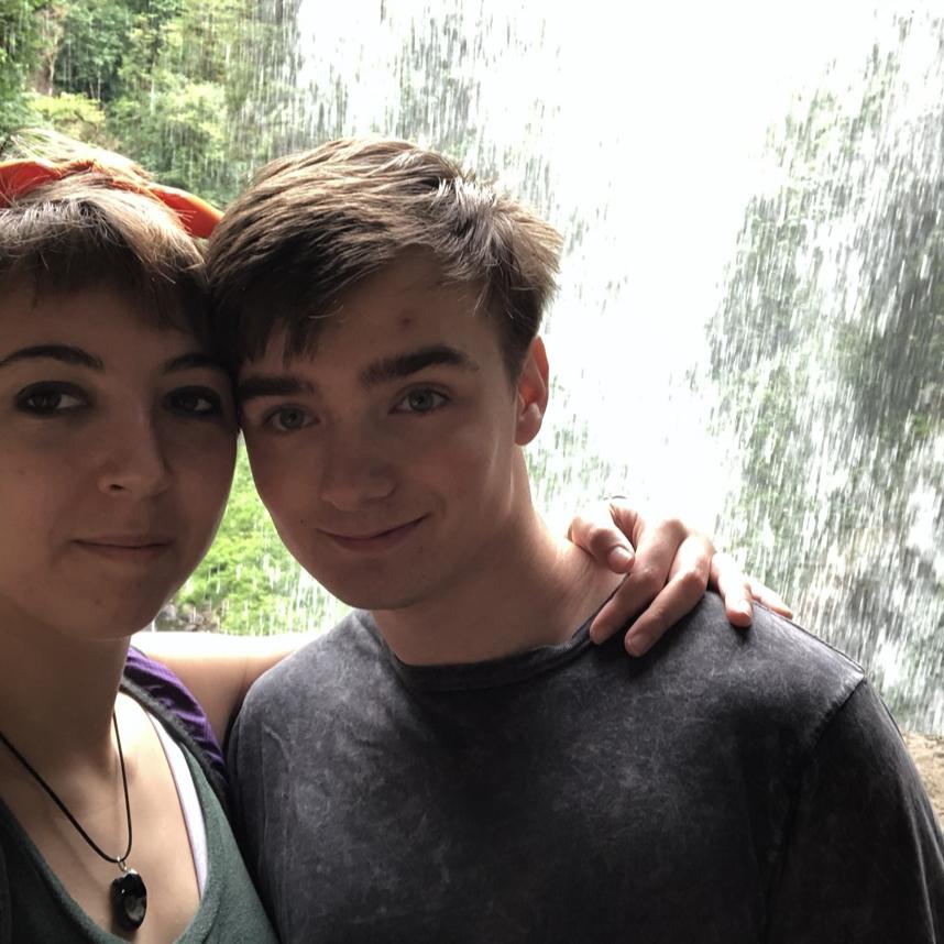 Hiking Silver Falls again.  This time with nicer weather.