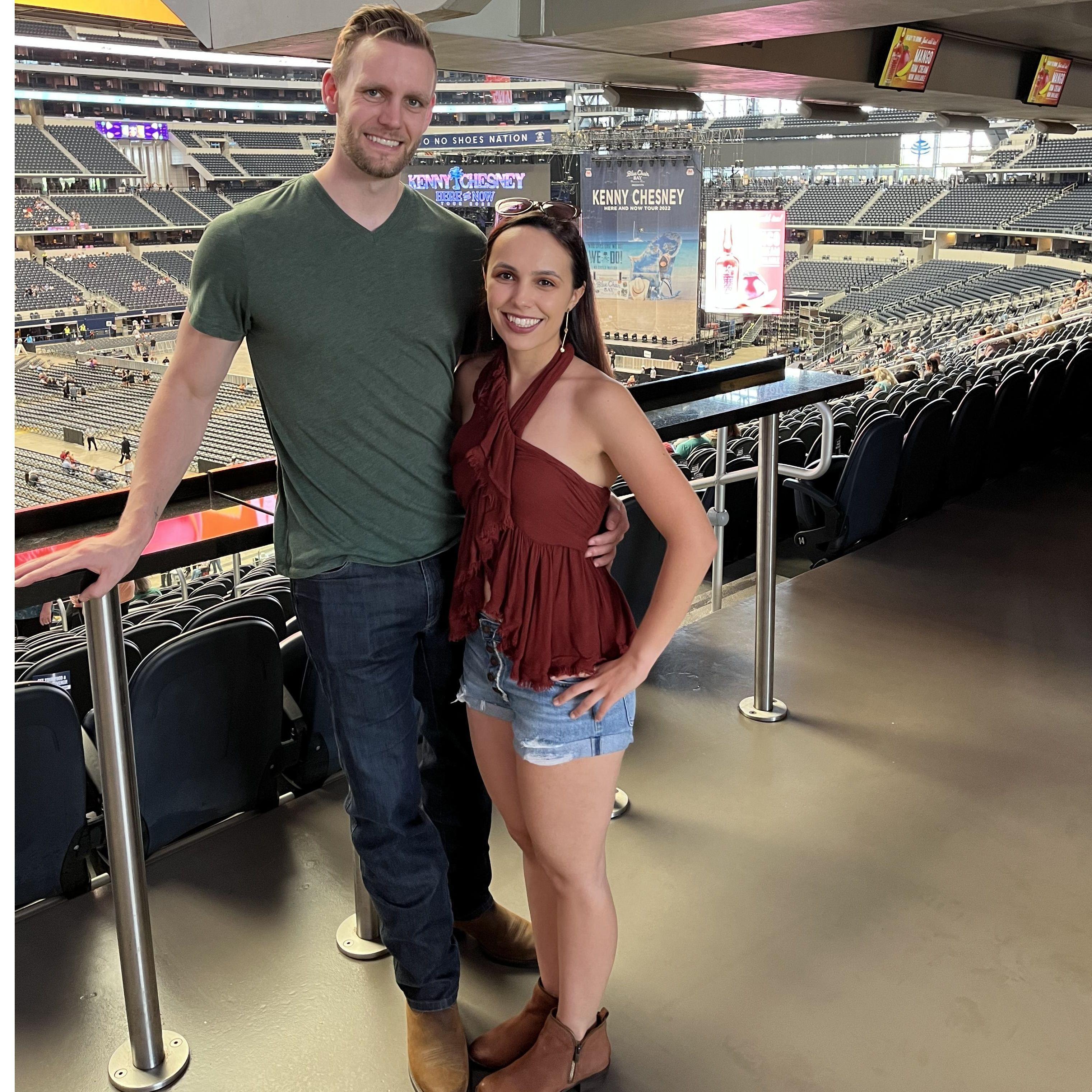 That one time I let Andrew take me to a country concert and loved the opening bands more than the main act