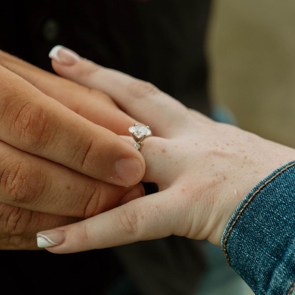 Alexis Pierce and Jayden Penney's Wedding Website, image size:1000x1000