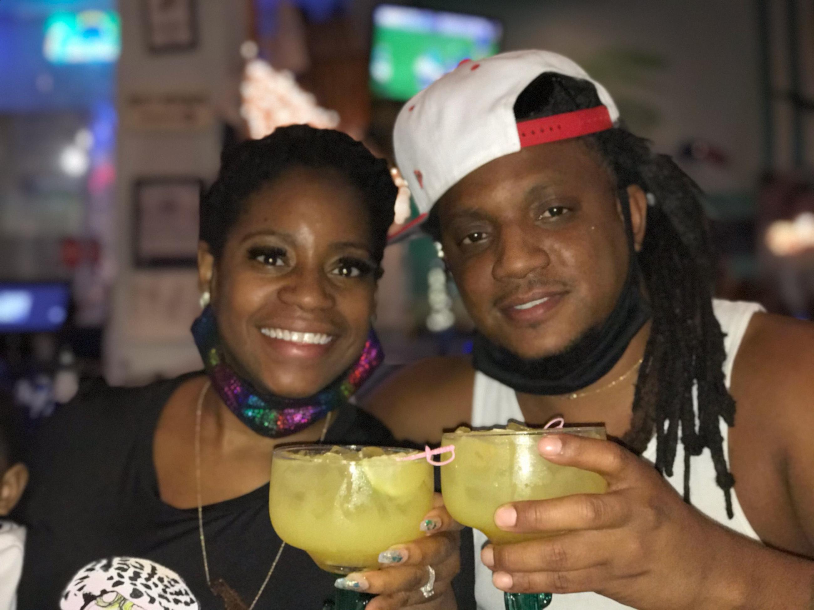 The Wedding Website of LaQuan Howard and Venellia Levy