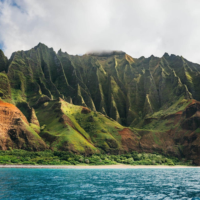 NāPali Coast Boat Tour (Honeymoon Experience)