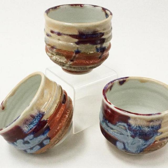 TEA BOWL IN PORCELAIN