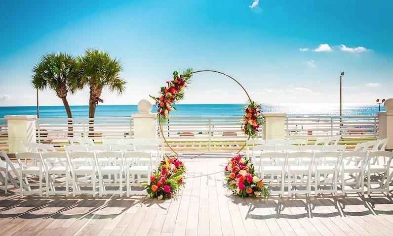 The Wedding Website of Dawn Tamayo and Dustin Palmieri