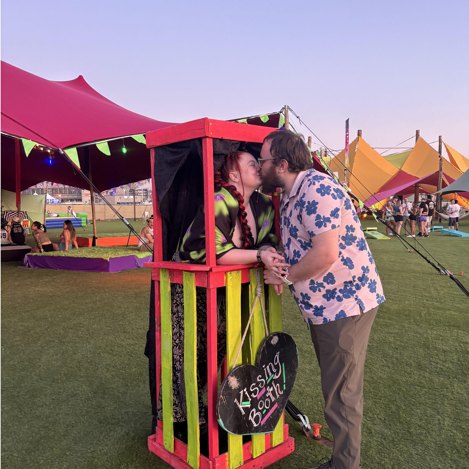 One customer kissing booth