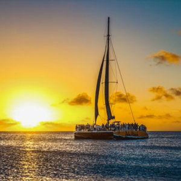 Sunset Catamaran Sail for Two – Aruba
