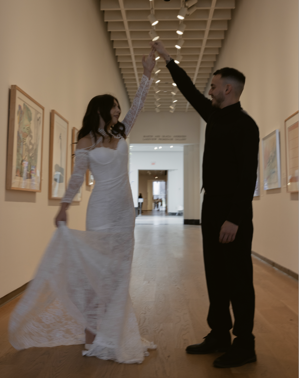 The Wedding Website of Lindsey Maydag and Devan Horton