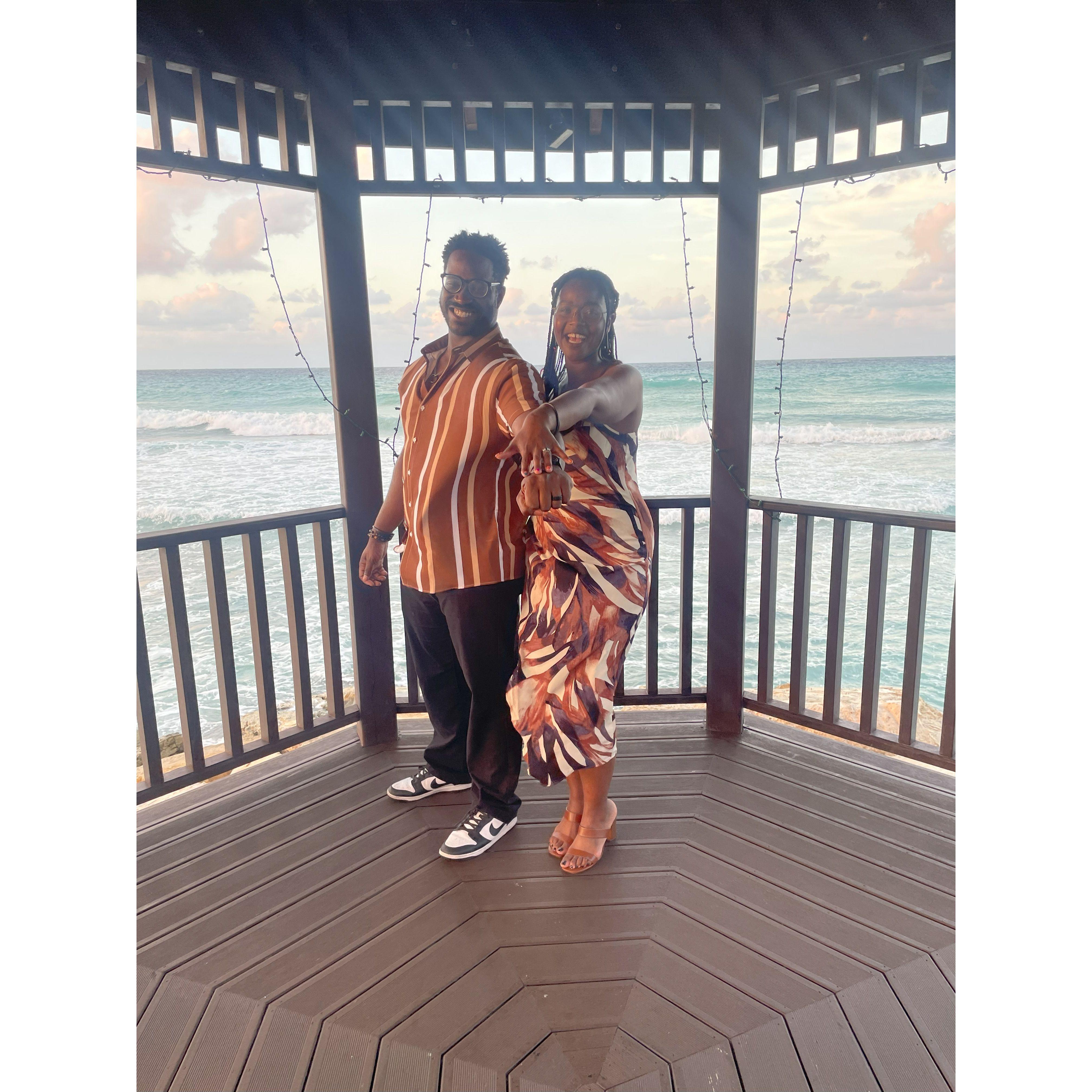 Engagement-Moon in Jamaica!