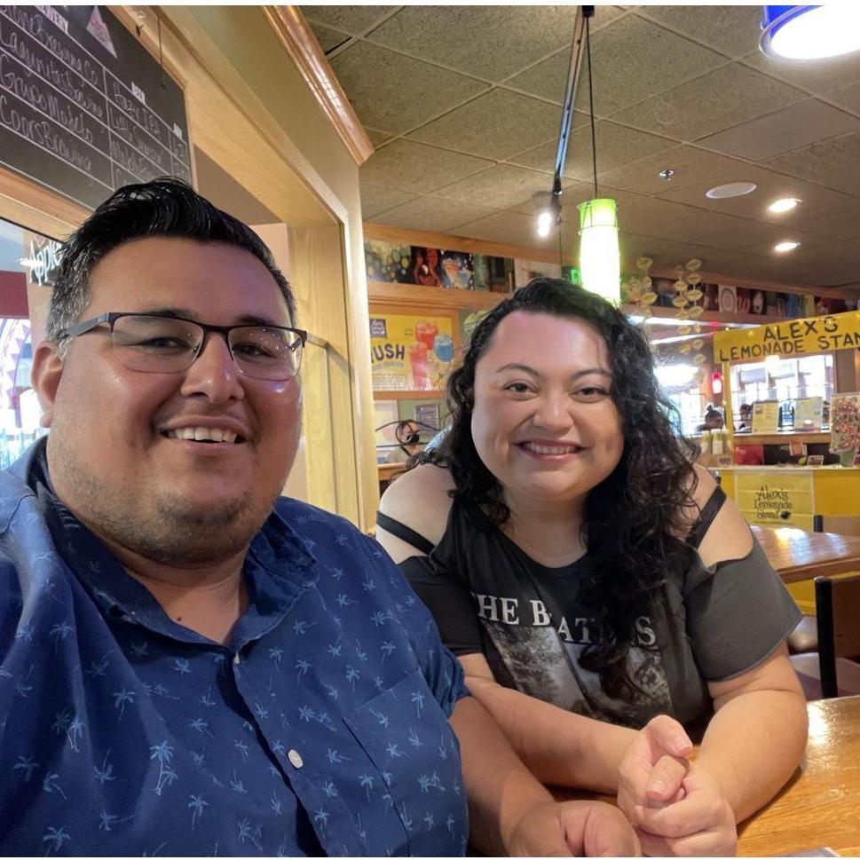 Celebrating the 1 year anniversary of our first date at Applebee's