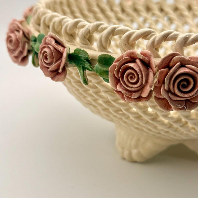 Vintage Italian Capodimonte Lattice Ceramic Footed Bowl or Basket