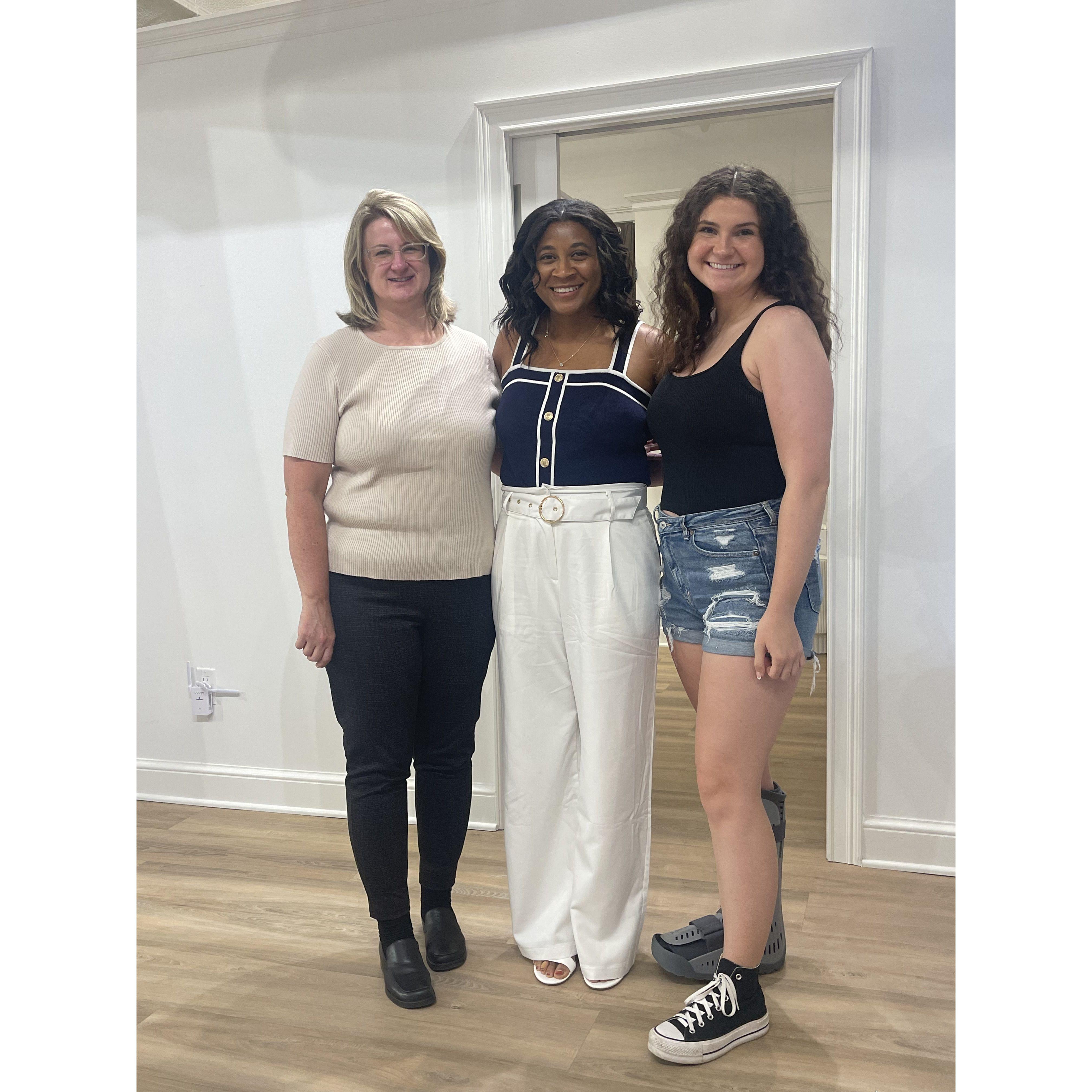 Dress shopping! June 2024
