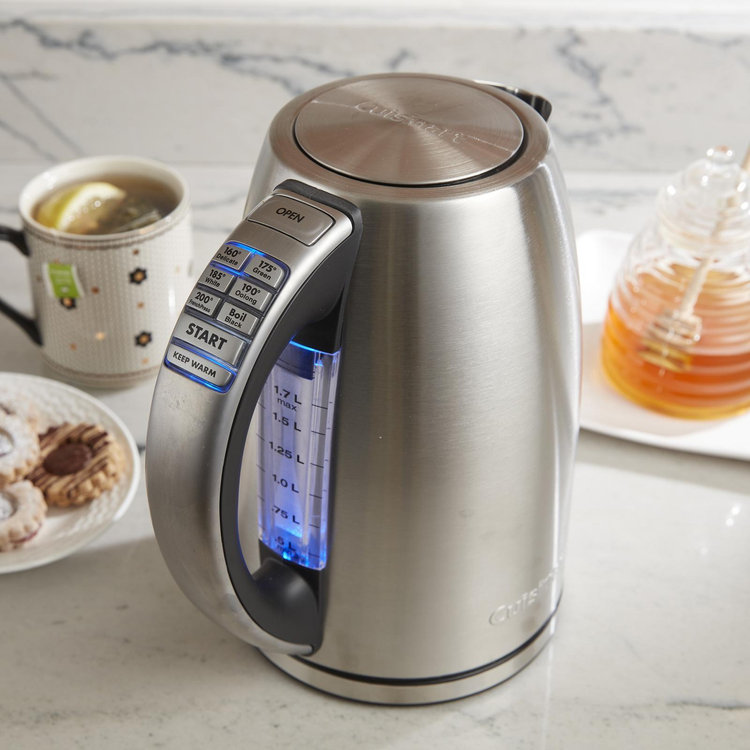 Cuisinart, 1.7 L PerfectTemp Cordless Electric Kettle CPK-17P1 | Zola