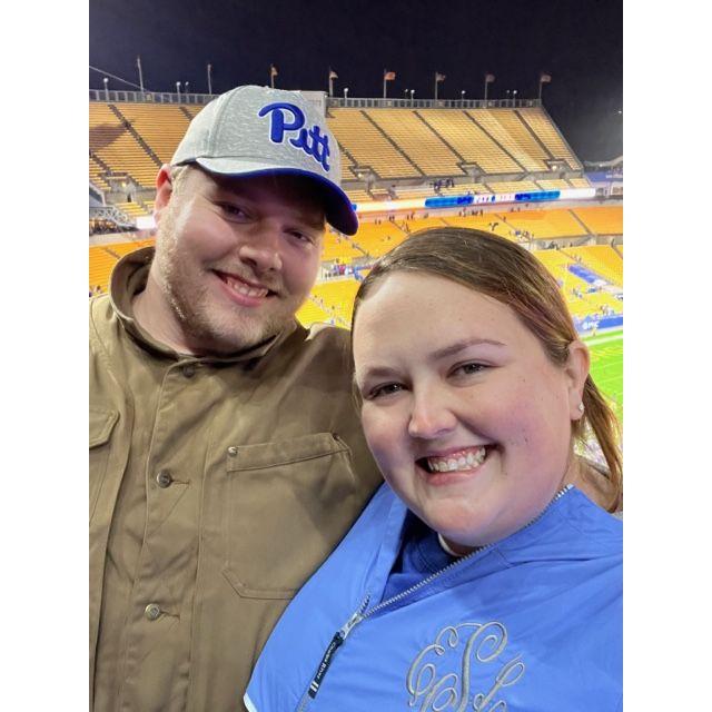 Chilly Pitt football game in Pittsburg with the Walker family - October 2023