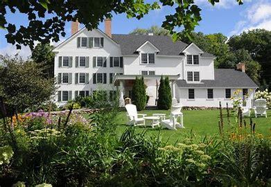 The Wedding Website of Maggie DiMasi and Bryce Currier