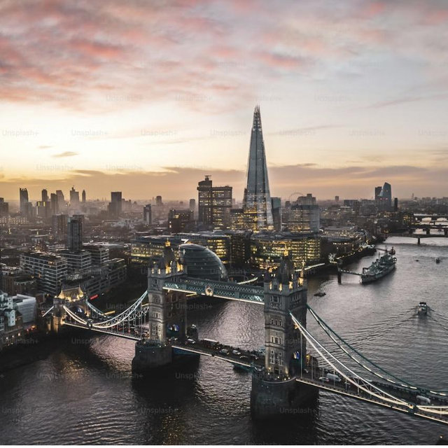 London bar crawl