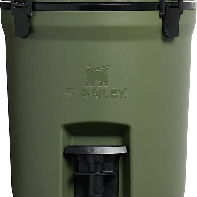 STANLEY Adventure 2 Gallon Fast Flow Water Jug, Ice Water Dispenser, Insulated Beverage Cooler with Easy Pour Spigot and Latched Foam Lid