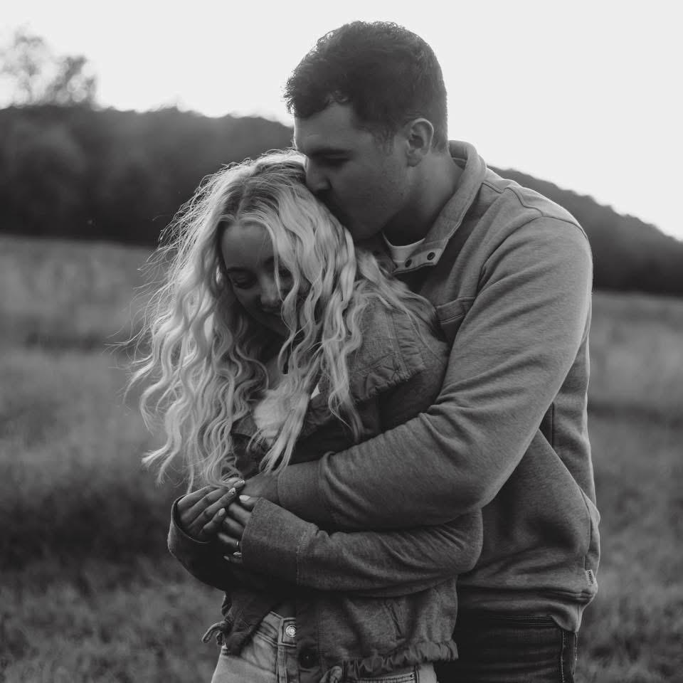 Jay’s favorite photo from our 2nd engagement shoot ❤️