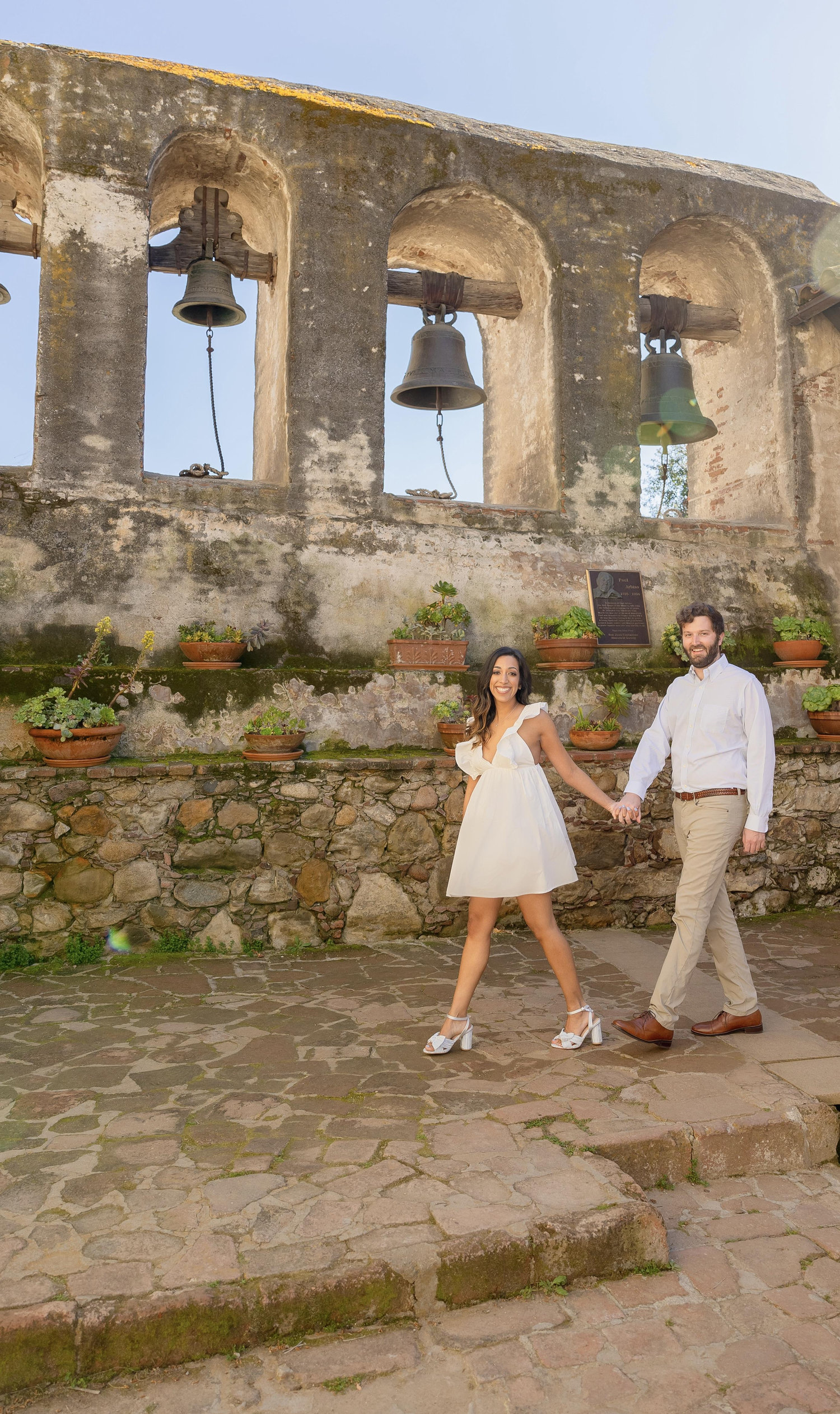 The Wedding Website of Laura Columbus and Russell Day