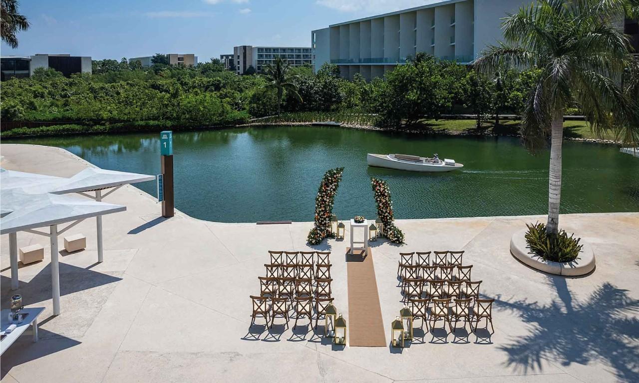 The Wedding Website of Nancy Wang and Alexander Pernitsky