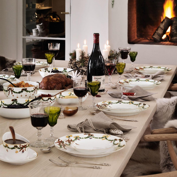 Royal Copenhagen Star Fluted Christmas Soup Bowl - Thumbnail 3