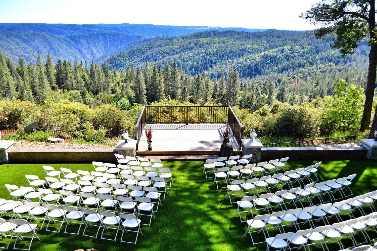 The Wedding Website of Maira Hoang and Jacob Nichols