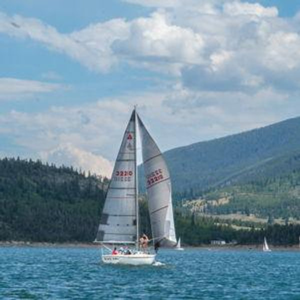 Honeymoon Sailing Fund