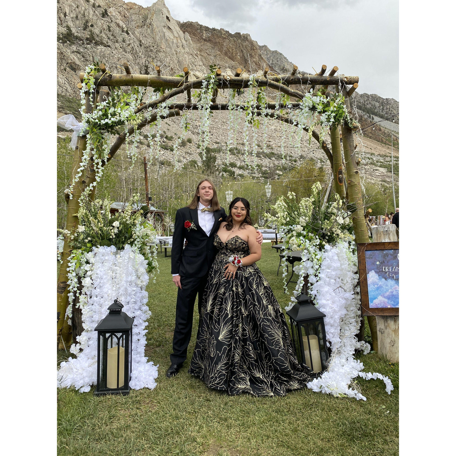 Xochilth's senior prom!