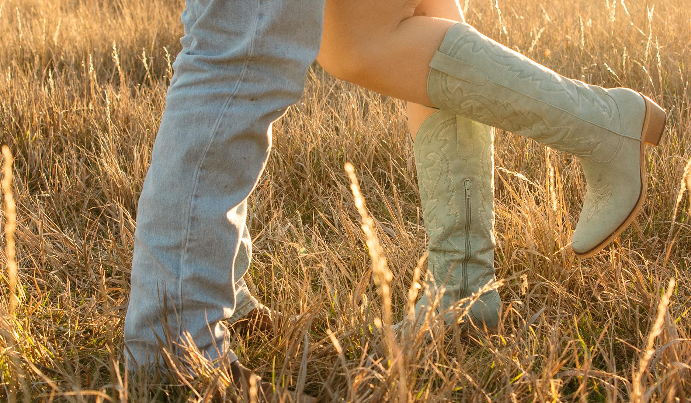 The Wedding Website of Chyanne Sanford and Nathanael Schmidt