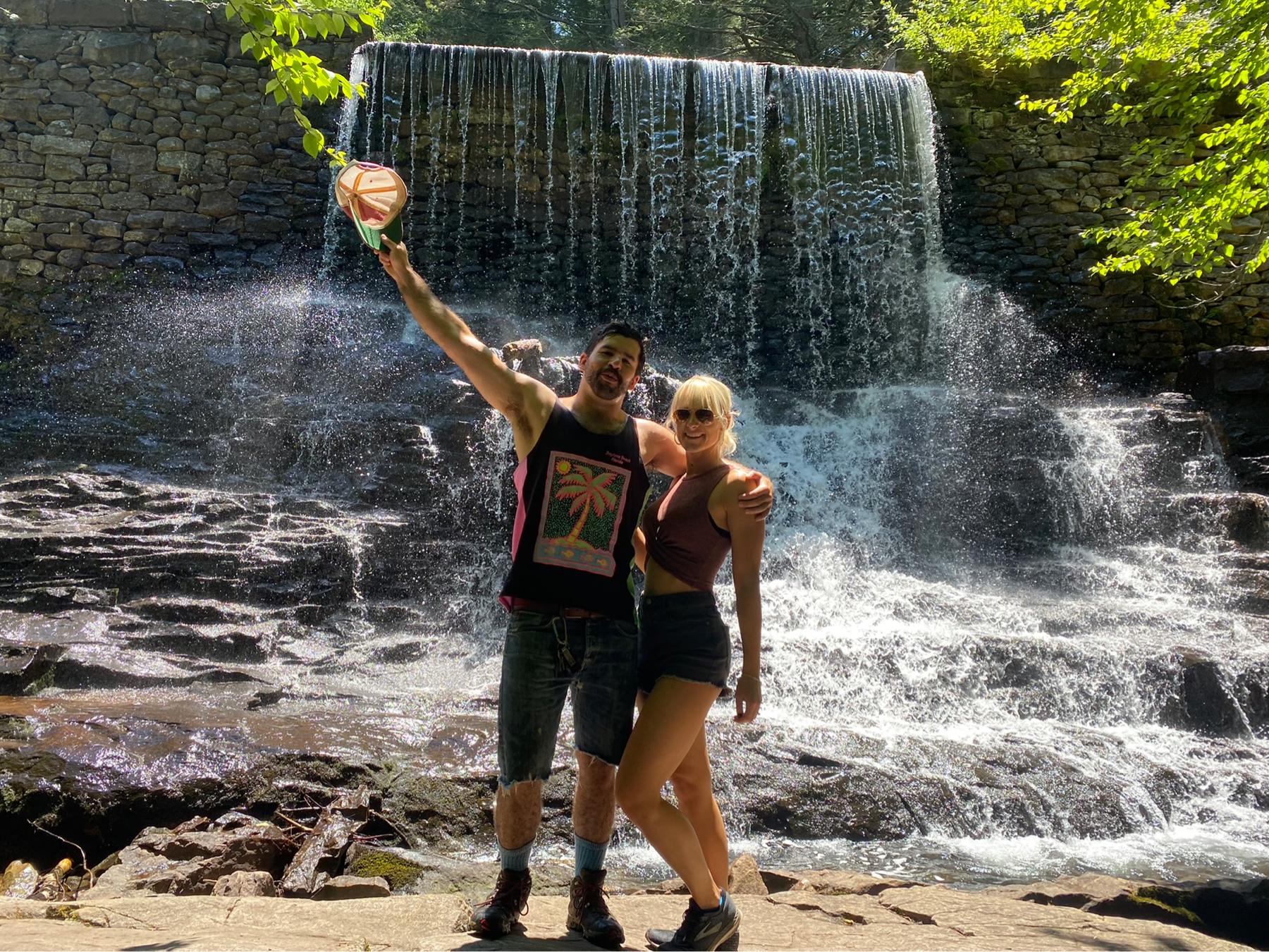 The Wedding Website of Geneva Augustin and Sam Acuff
