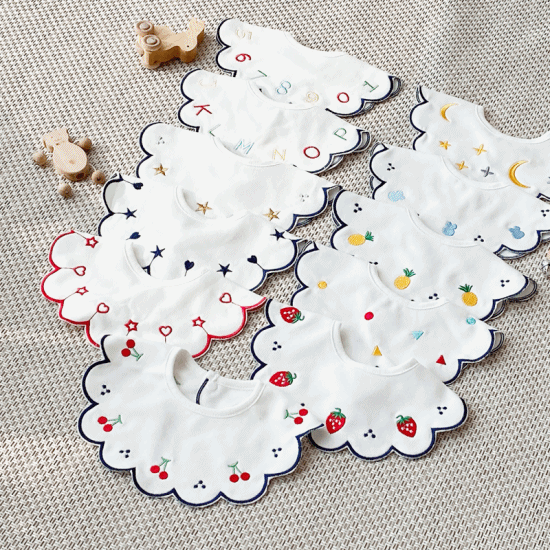 DOT TO DOT baby bibs