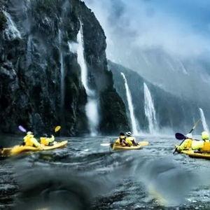 Sunrise Kayak Milford Sound