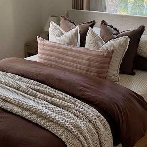 Bedding & Towels