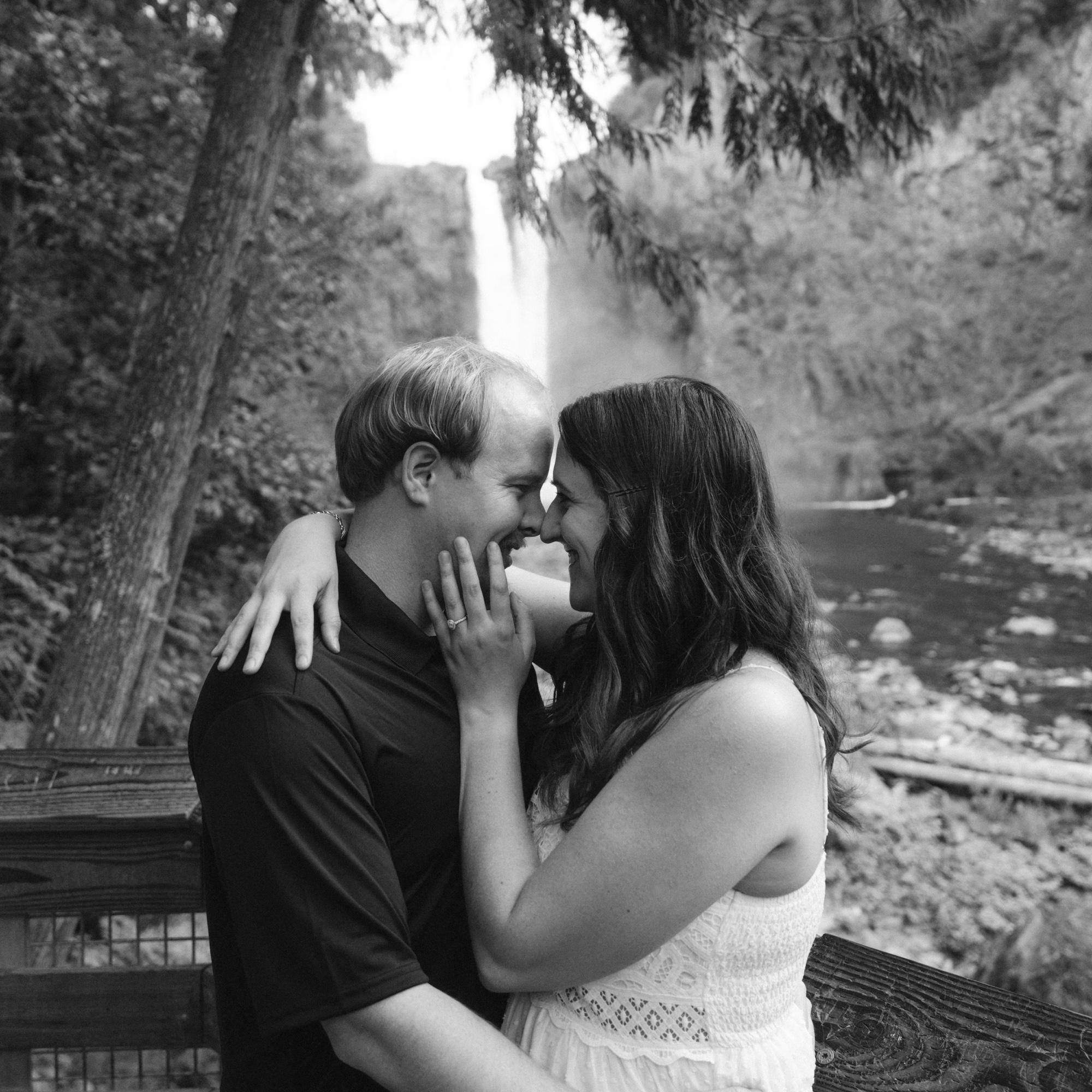 Engagement Shoot at Snoqualmie Falls!