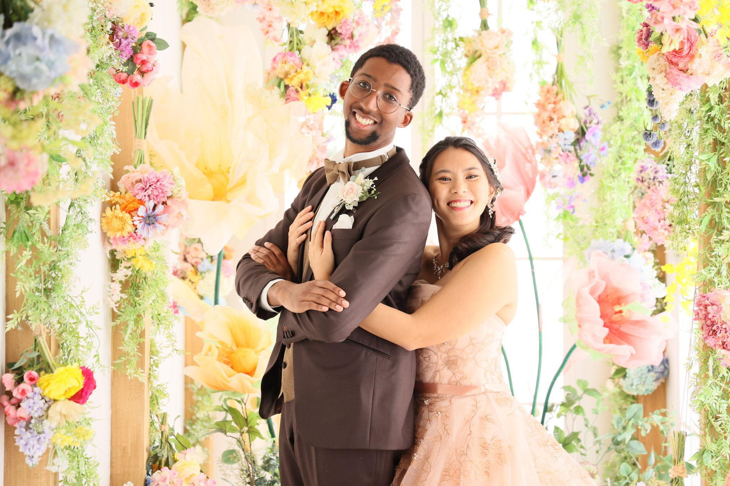 The Wedding Website of Gloria Chyr and Deon Richmond