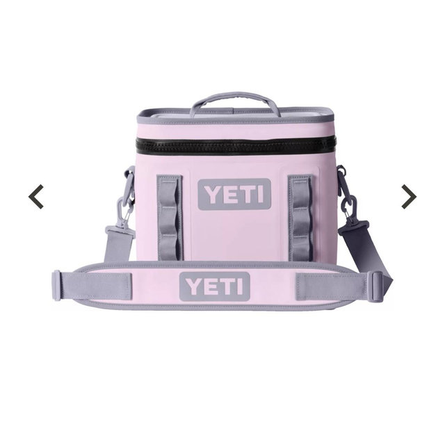 YETI Hopper Flip 8 Cooler Cherry Blossom