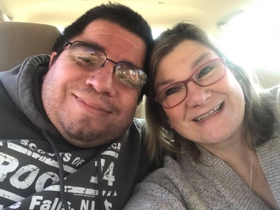 The Wedding Website of Nicole Roeder and Tony Moreno
