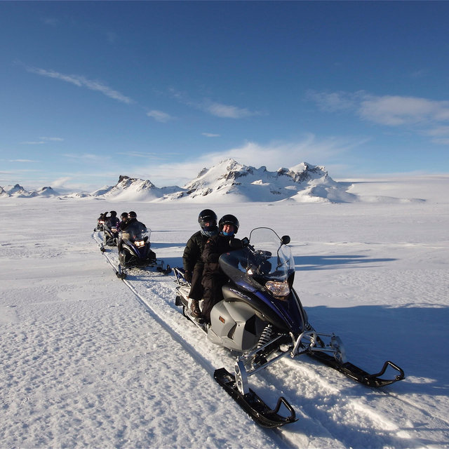 ❄️ Snowmobiling Adventure